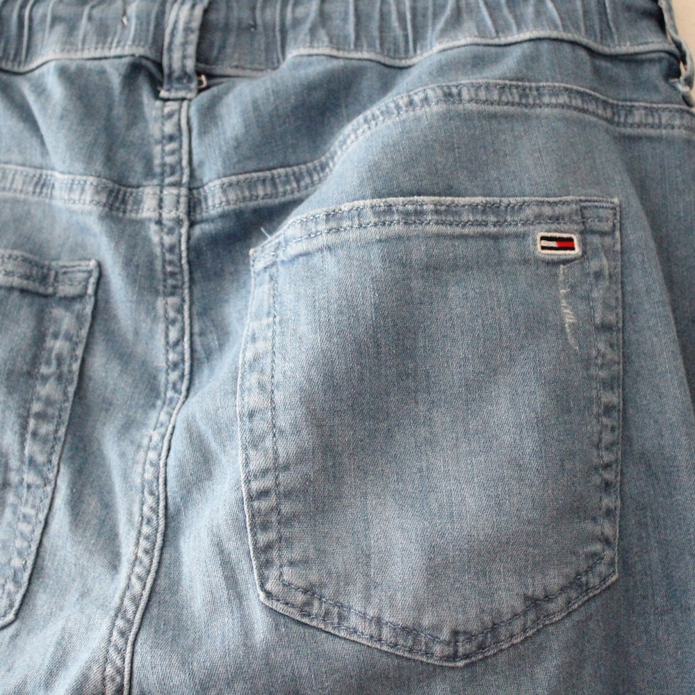 Tommy Hilfiger Distressed Drawstring Denim Jogger Pants - Picture 6 of 6